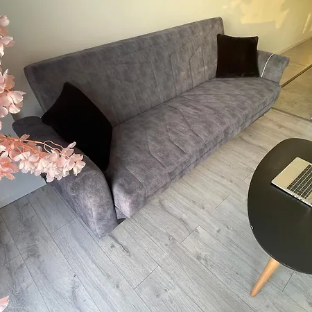 Studio-parking Prive-terrasse Le Mans
